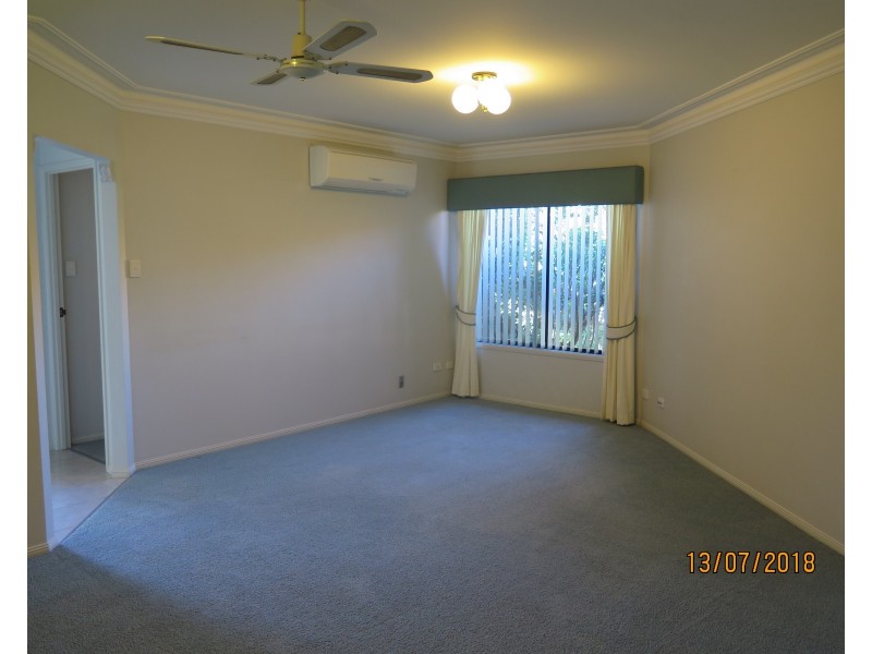 172 Spring Street, Middle Ridge QLD 4350