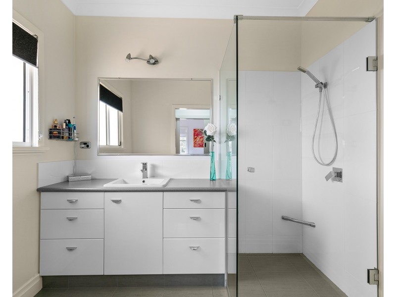 5 Ipswich Street, East Toowoomba QLD 4350