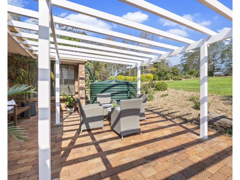 4 Echidna Crescent, Top Camp QLD 4350