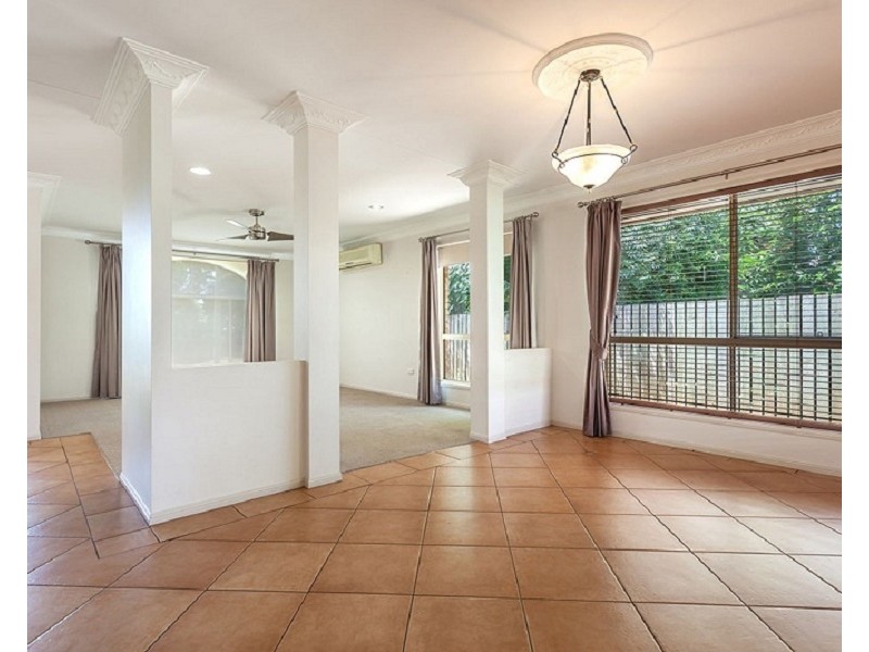 166 Spring Street, Middle Ridge QLD 4350