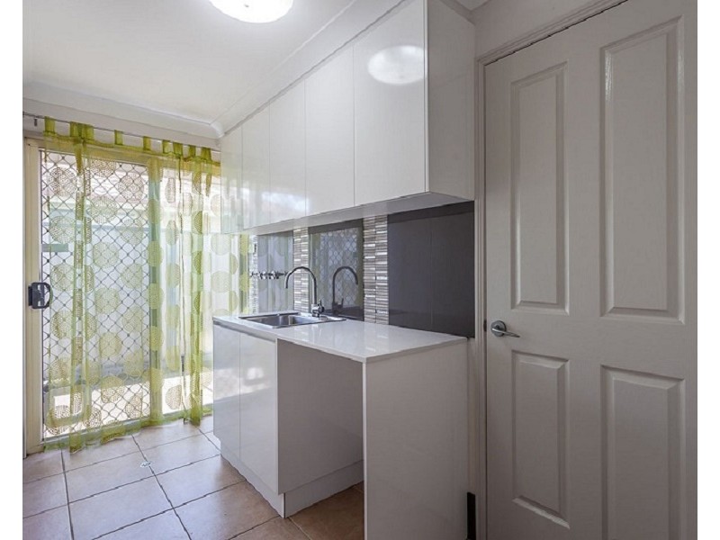 166 Spring Street, Middle Ridge QLD 4350