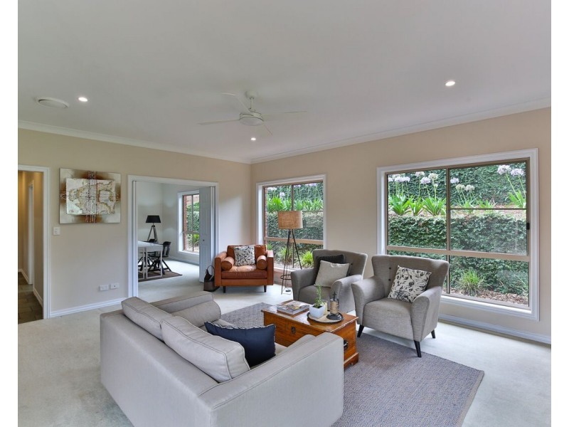 12 Inadale Court, Middle Ridge QLD 4350