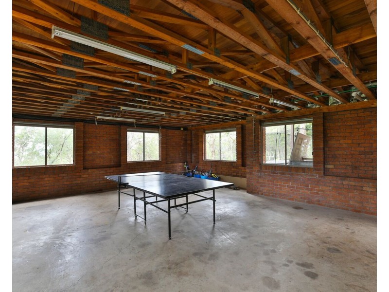 12 Inadale Court, Middle Ridge QLD 4350