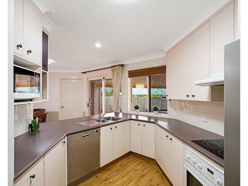 58 Bouganvillea Drive, Middle Ridge QLD 4350