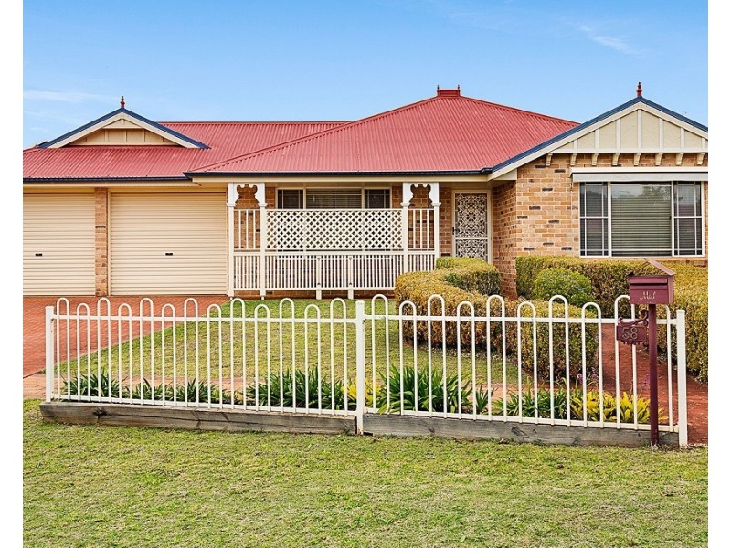 58 Bouganvillea Drive, Middle Ridge QLD 4350