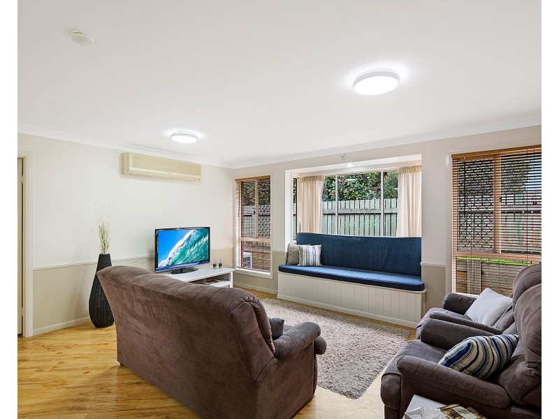 58 Bouganvillea Drive, Middle Ridge QLD 4350