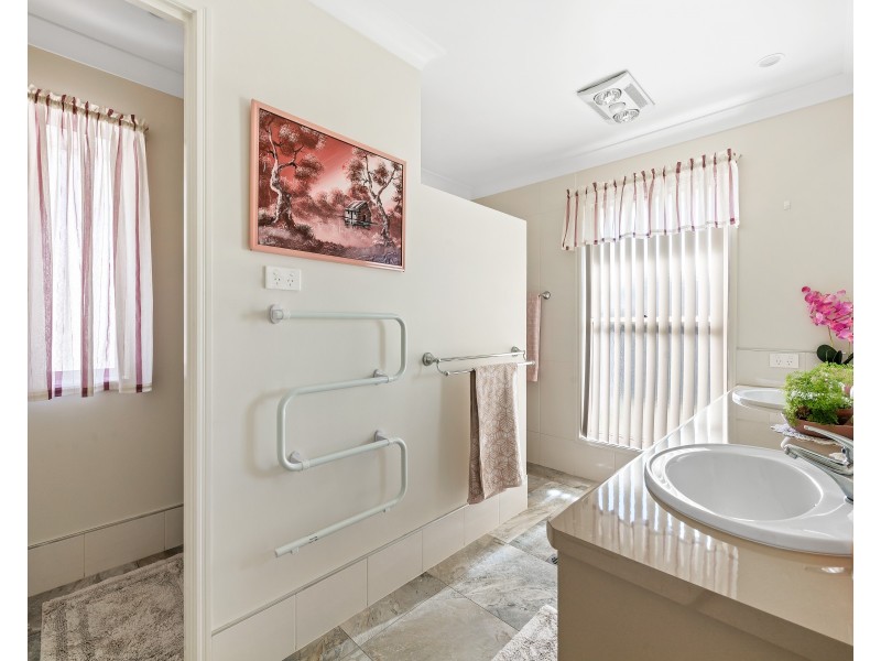 45 Edwin Street, Westbrook QLD 4350