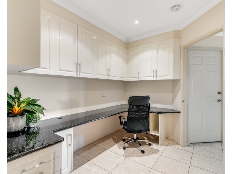 16 Cole Drive, Highfields QLD 4352