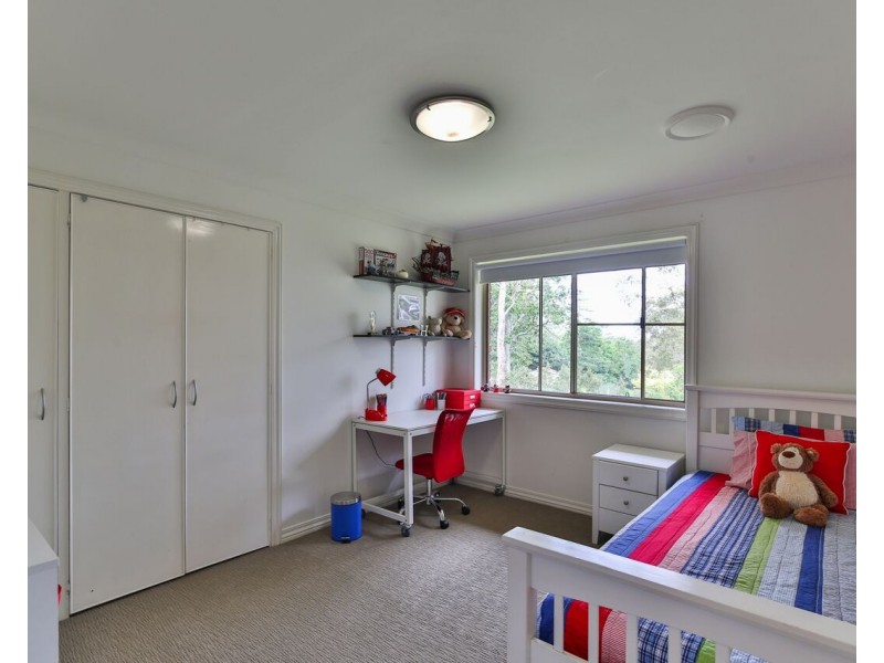 12  Inadale Court, Middle Ridge QLD 4350