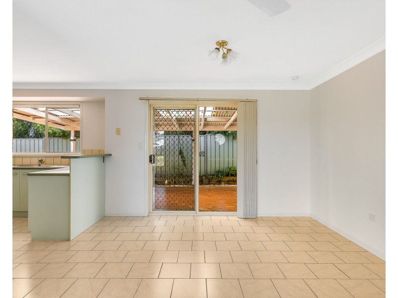 90 Kearney Street, Kearneys Spring QLD 4350
