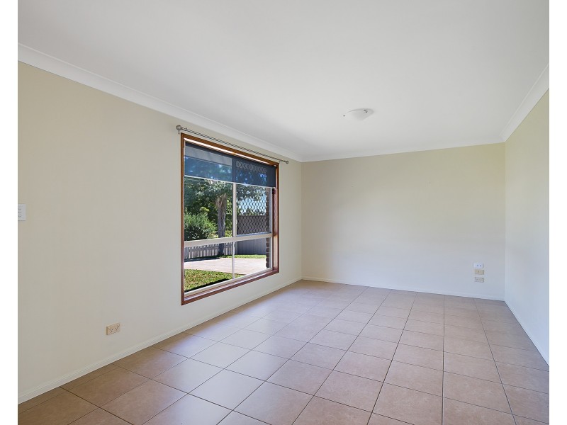 39 Gainsborough Drive, Glenvale QLD 4350
