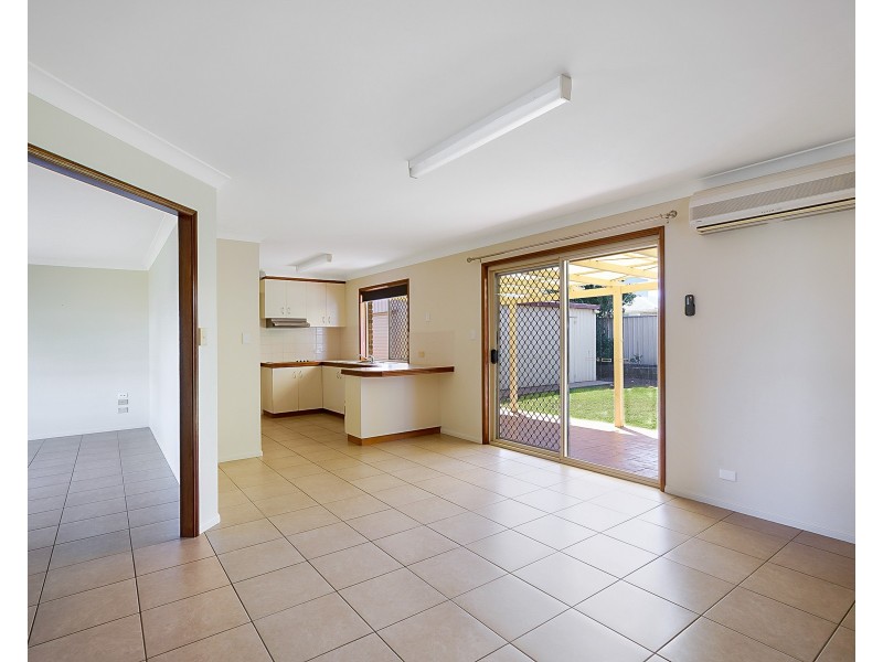 39 Gainsborough Drive, Glenvale QLD 4350