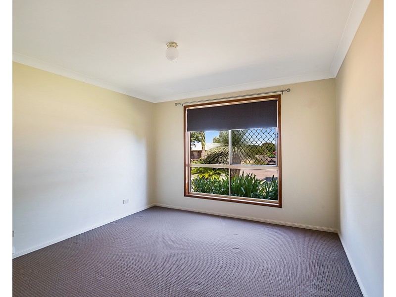 39 Gainsborough Drive, Glenvale QLD 4350