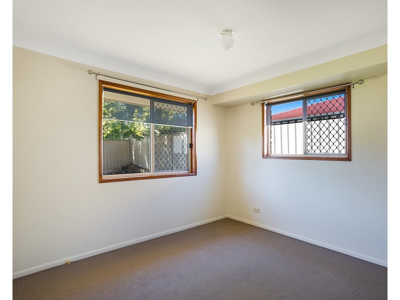 39 Gainsborough Drive, Glenvale QLD 4350