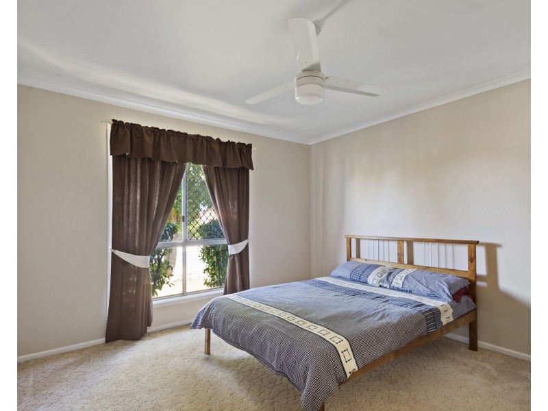 606 Greenwattle Street, Newtown QLD 4350