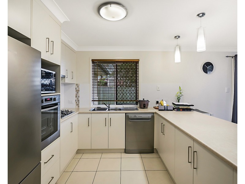 13 Third Avenue, Harristown QLD 4350