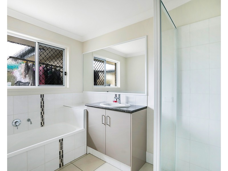 13 Third Avenue, Harristown QLD 4350