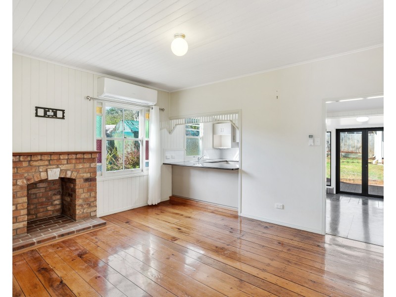 4 Sir Street, North Toowoomba QLD 4350