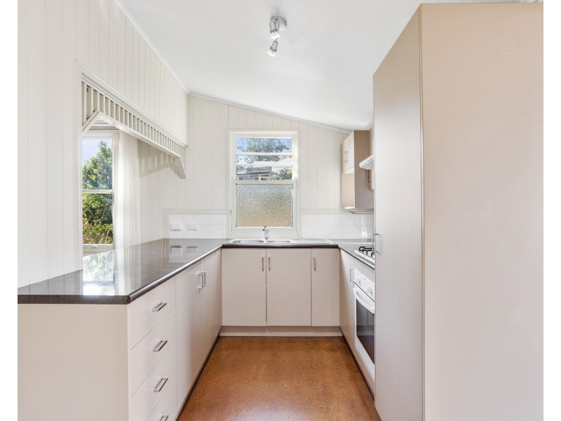 4 Sir Street, North Toowoomba QLD 4350