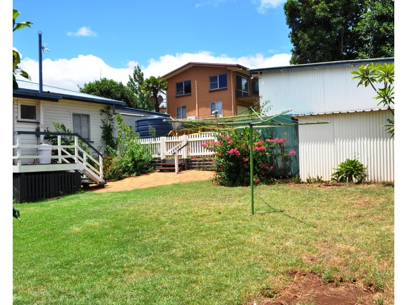 20 Chilcote Street, North Toowoomba QLD 4350