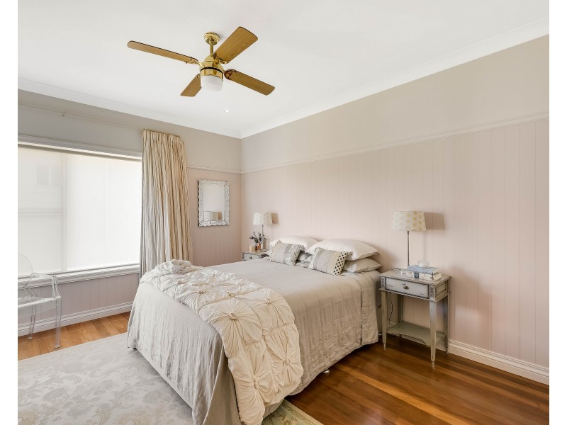 4 South Street, Rangeville QLD 4350