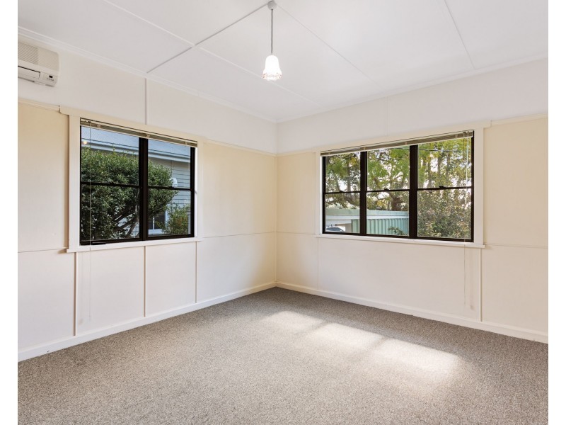 8 Campbell Street, East Toowoomba QLD 4350