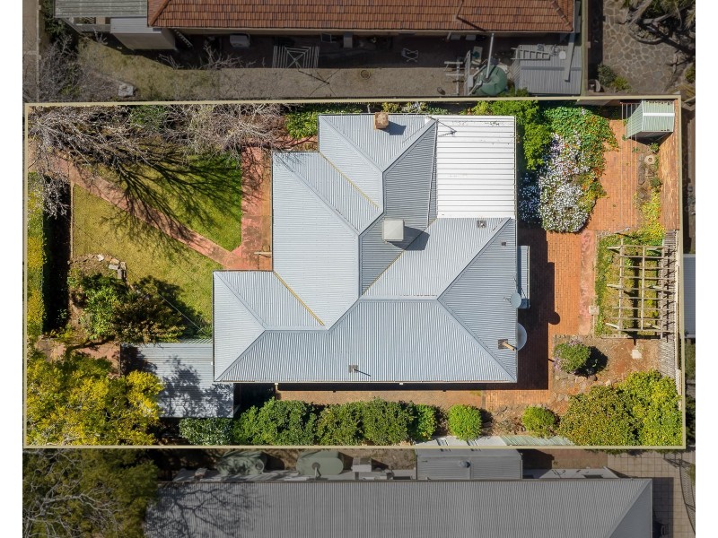 8 Campbell Street, East Toowoomba QLD 4350