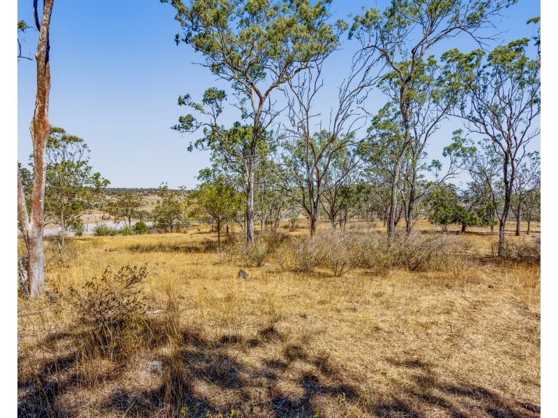 46 Boundary Street, Cranley QLD 4350