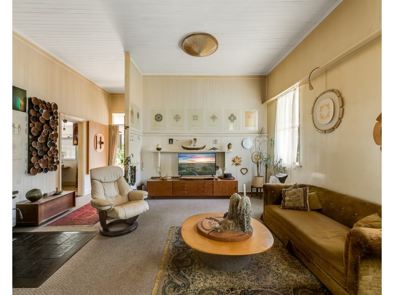 196 Geddes Street, South Toowoomba QLD 4350