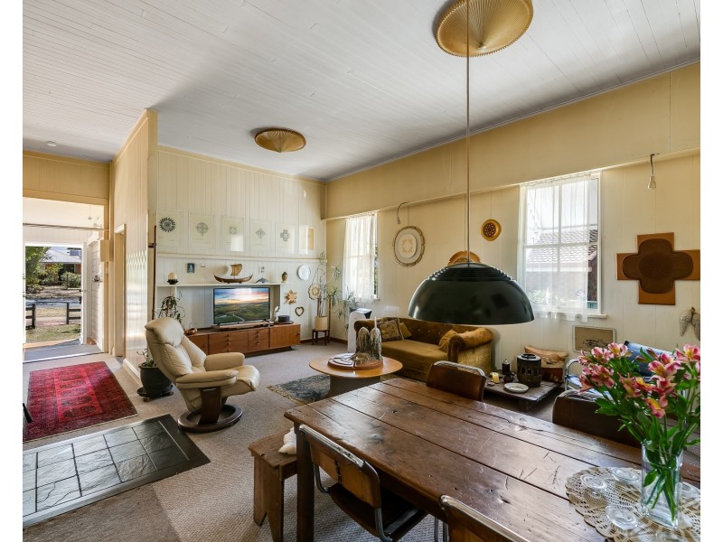 196 Geddes Street, South Toowoomba QLD 4350