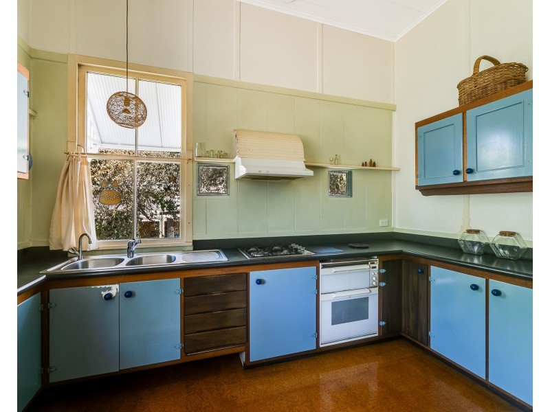 196 Geddes Street, South Toowoomba QLD 4350