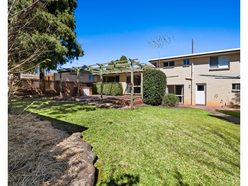 5 Maple Street, East Toowoomba QLD 4350