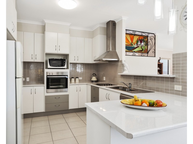 12 Carla Crescent, Westbrook QLD 4350