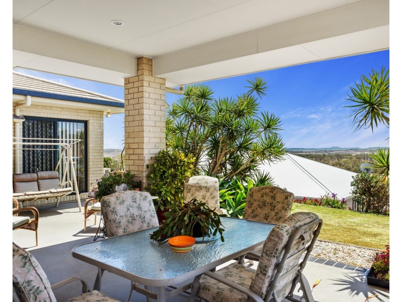 12 Carla Crescent, Westbrook QLD 4350