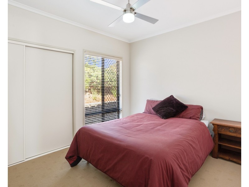 12 Carla Crescent, Westbrook QLD 4350