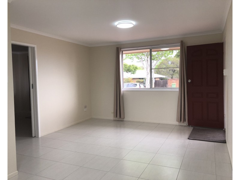 2/6 Marigold Street, Toowoomba QLD 4350