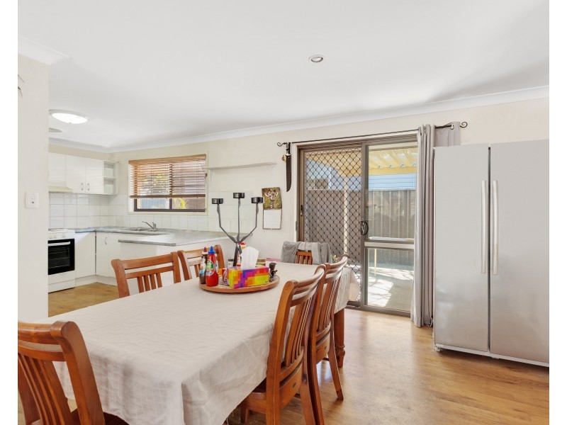 27 McFarlane Street, Wilsonton QLD 4350