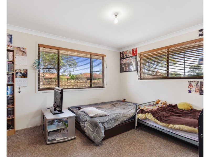 27 McFarlane Street, Wilsonton QLD 4350