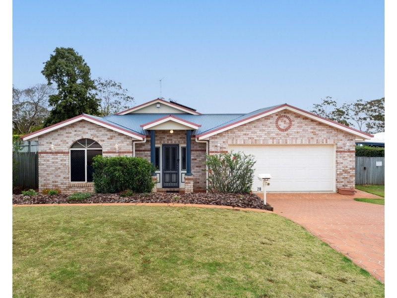 28 Ravenscourt Street, Centenary Heights QLD 4350