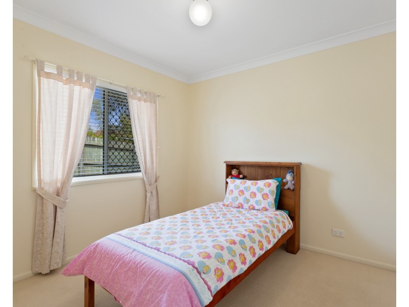 28 Ravenscourt Street, Centenary Heights QLD 4350