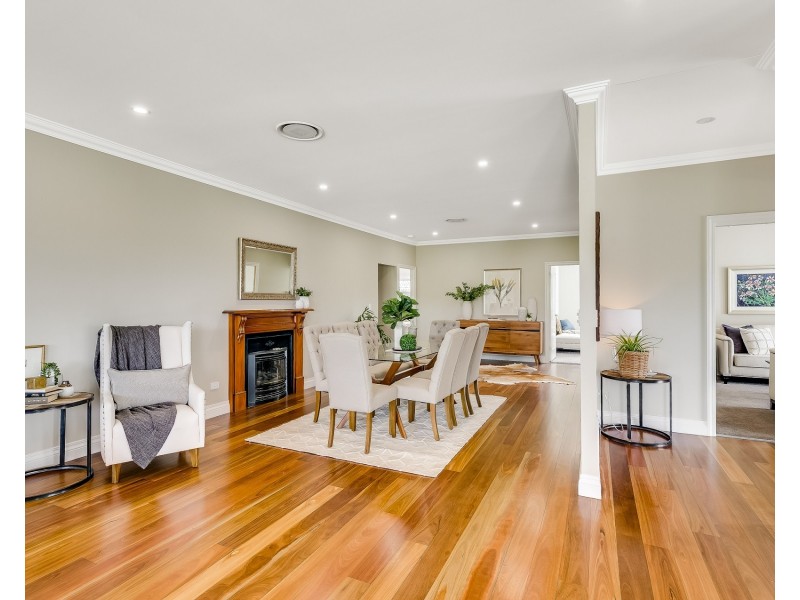 1 Clayton Court, Cotswold Hills QLD 4350