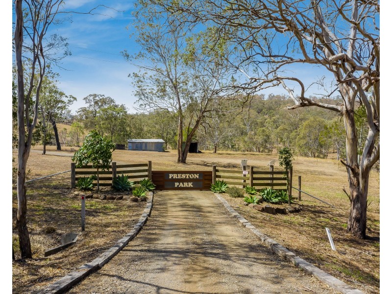 67 Preston Road, Preston QLD 4352
