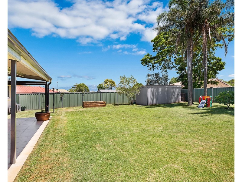 33 Cleary Street, Centenary Heights QLD 4350