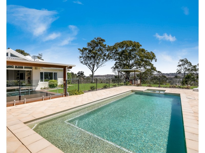 26 Beauly Drive, Top Camp QLD 4350