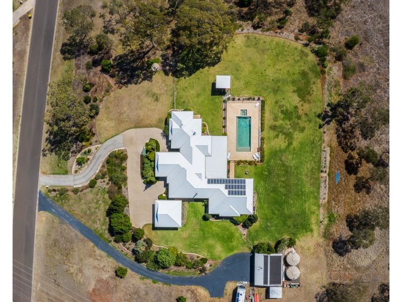 26 Beauly Drive, Top Camp QLD 4350