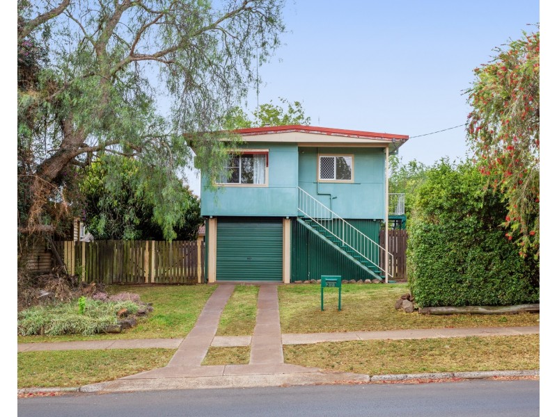 271 Alderley Street, Centenary Heights QLD 4350