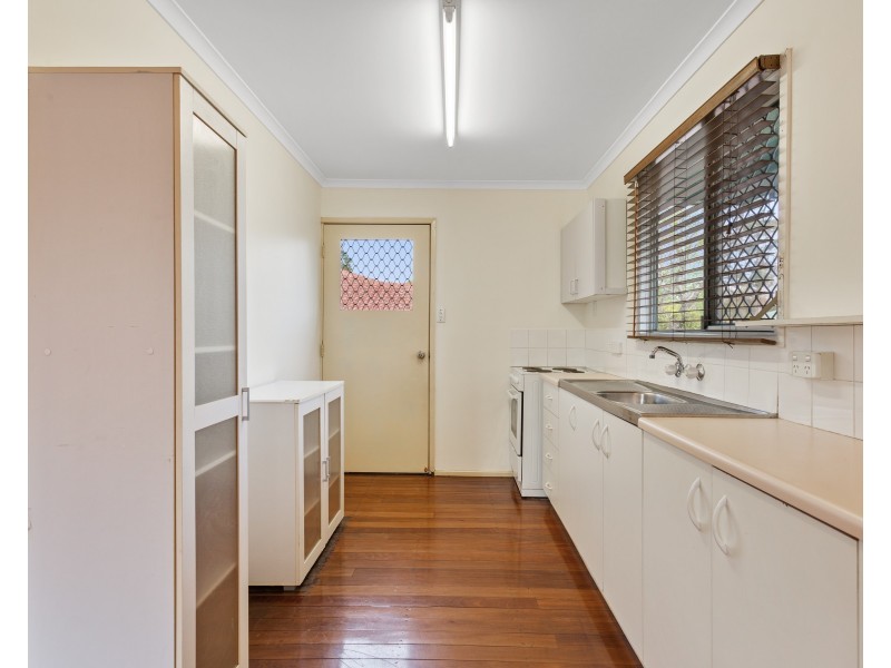 271 Alderley Street, Centenary Heights QLD 4350