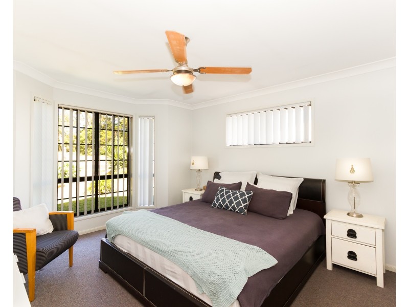 77 Pillar Street, Middle Ridge QLD 4350