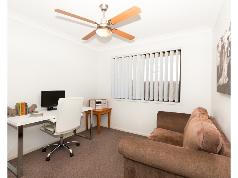 77 Pillar Street, Middle Ridge QLD 4350