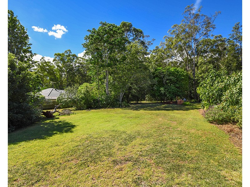 20-22 Ethan Street, Middle Ridge QLD 4350